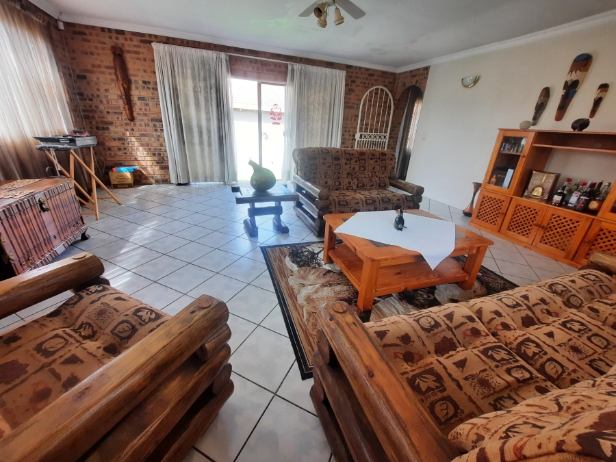 4 Bedroom Property for Sale in Primrose Gauteng
