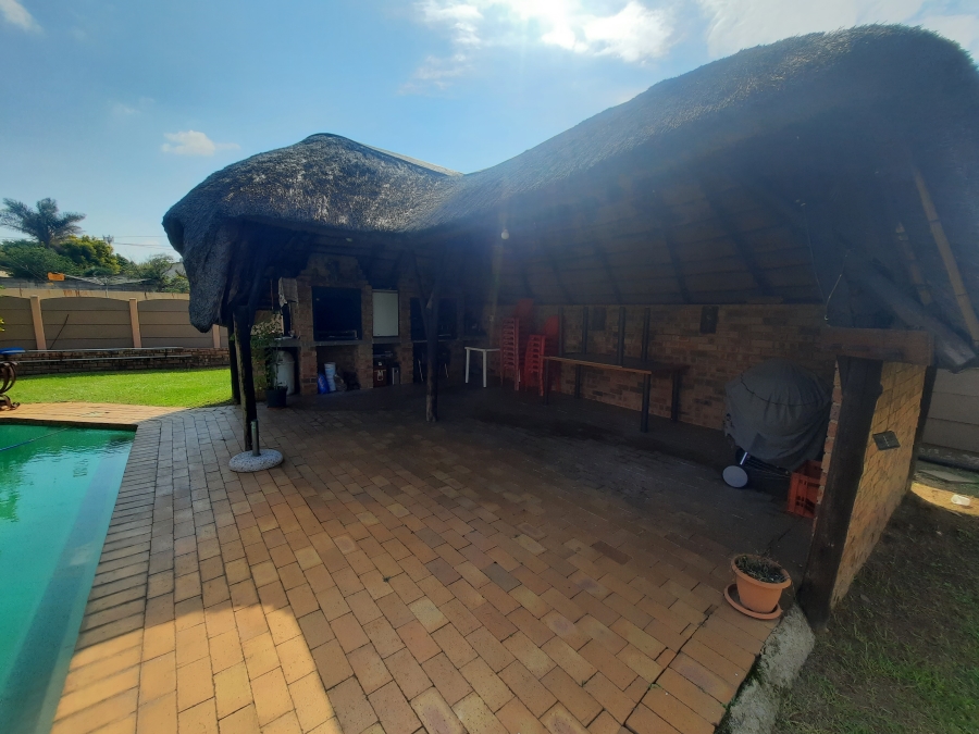 4 Bedroom Property for Sale in Primrose Gauteng