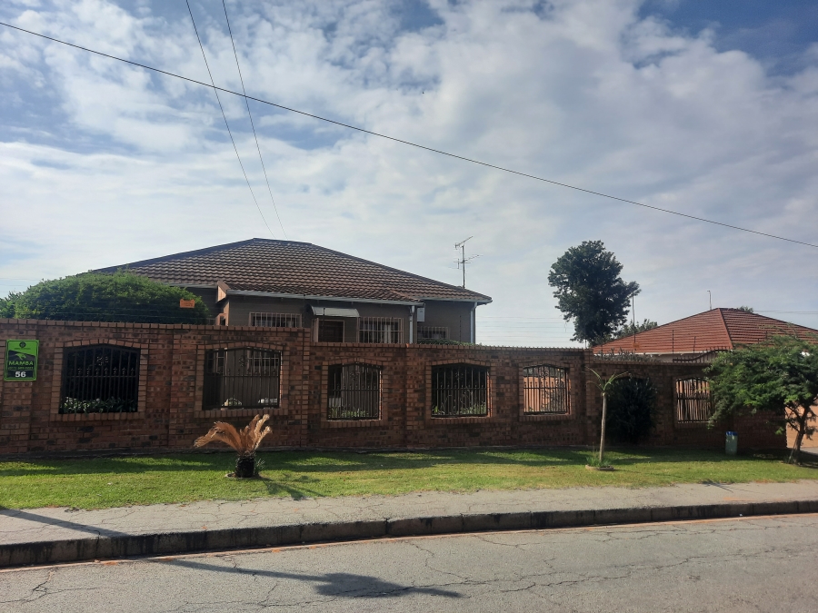 4 Bedroom Property for Sale in Primrose Gauteng