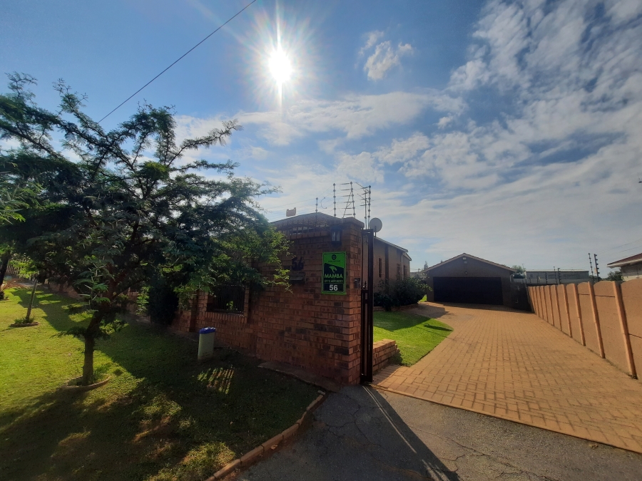 4 Bedroom Property for Sale in Primrose Gauteng