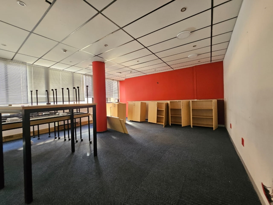To Let commercial Property for Rent in Die Hoewes Gauteng