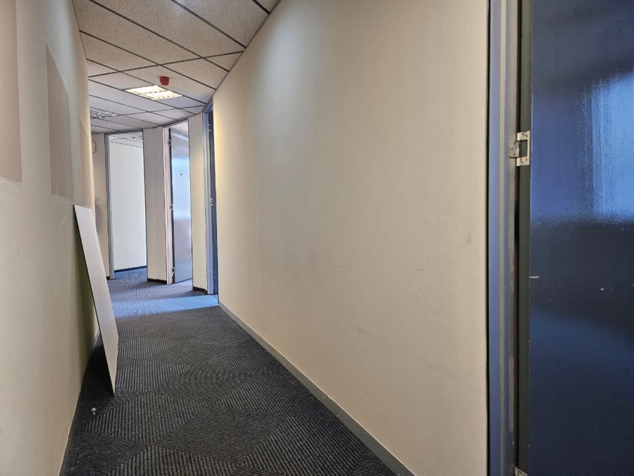To Let commercial Property for Rent in Die Hoewes Gauteng