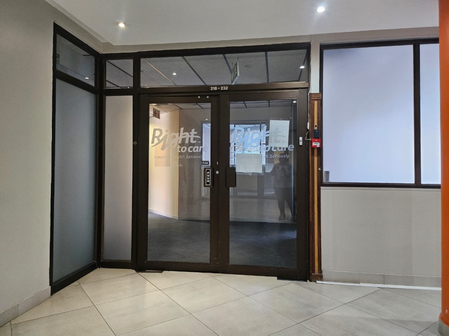 To Let commercial Property for Rent in Die Hoewes Gauteng