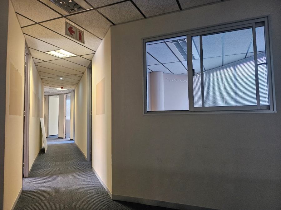 To Let commercial Property for Rent in Die Hoewes Gauteng