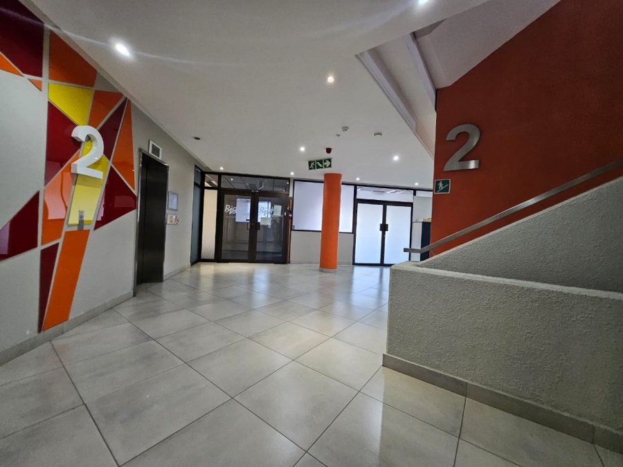 To Let commercial Property for Rent in Die Hoewes Gauteng