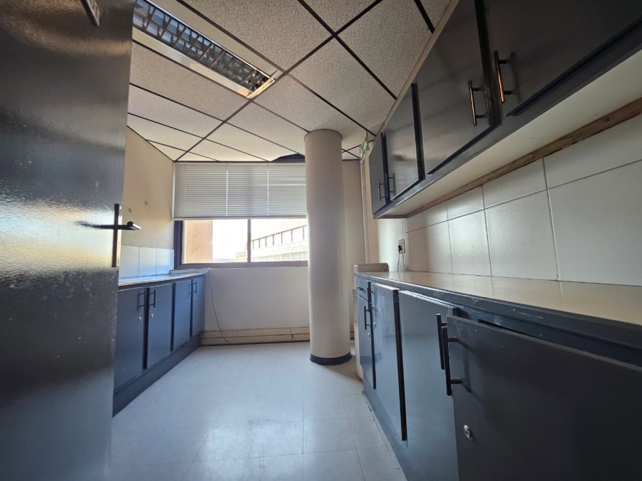 To Let commercial Property for Rent in Die Hoewes Gauteng