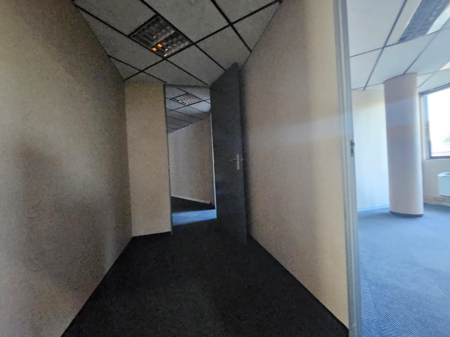 To Let commercial Property for Rent in Die Hoewes Gauteng