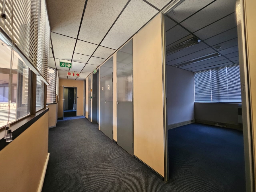To Let commercial Property for Rent in Die Hoewes Gauteng