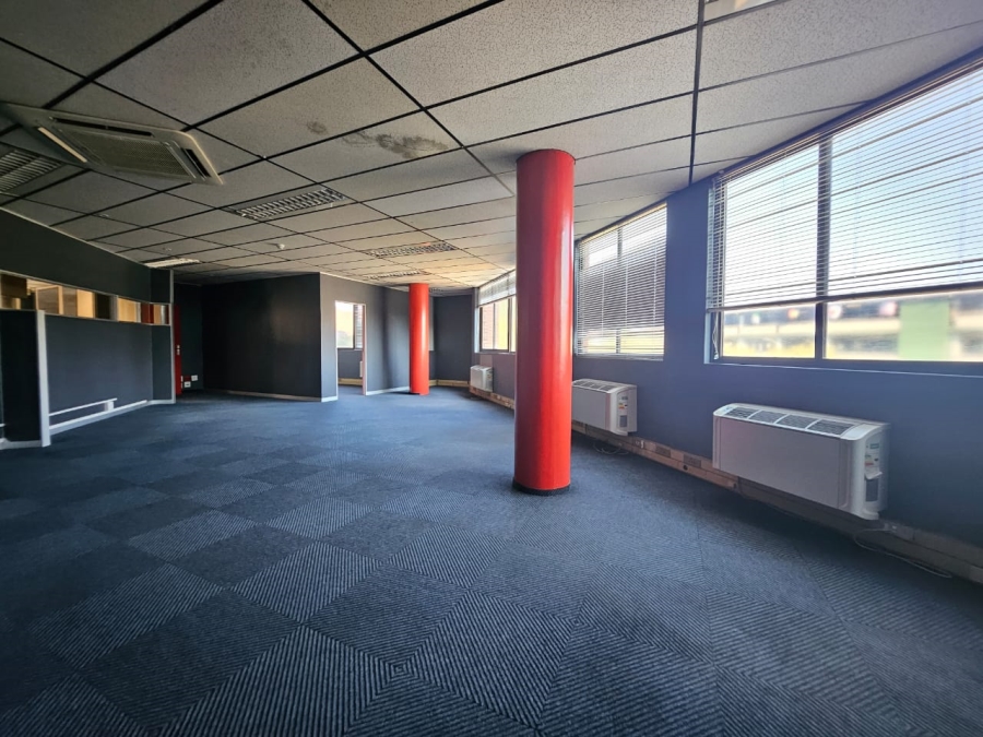 To Let commercial Property for Rent in Die Hoewes Gauteng