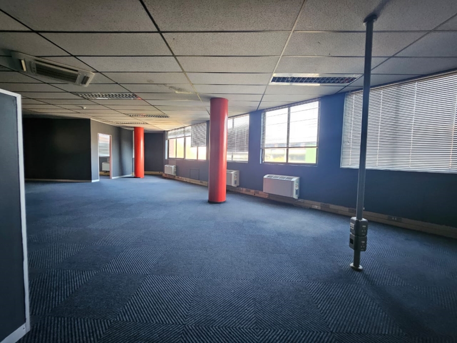 To Let commercial Property for Rent in Die Hoewes Gauteng