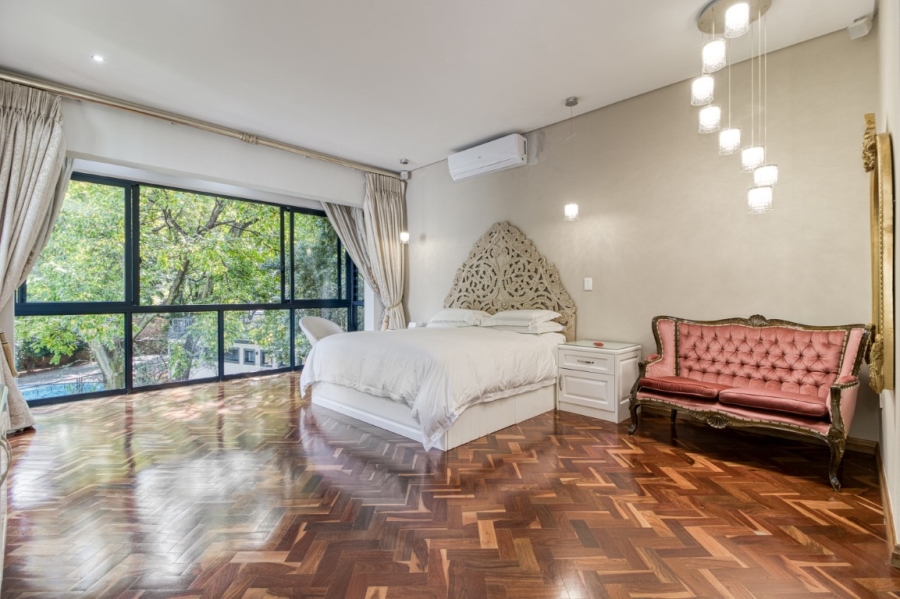 To Let 5 Bedroom Property for Rent in Illovo Gauteng