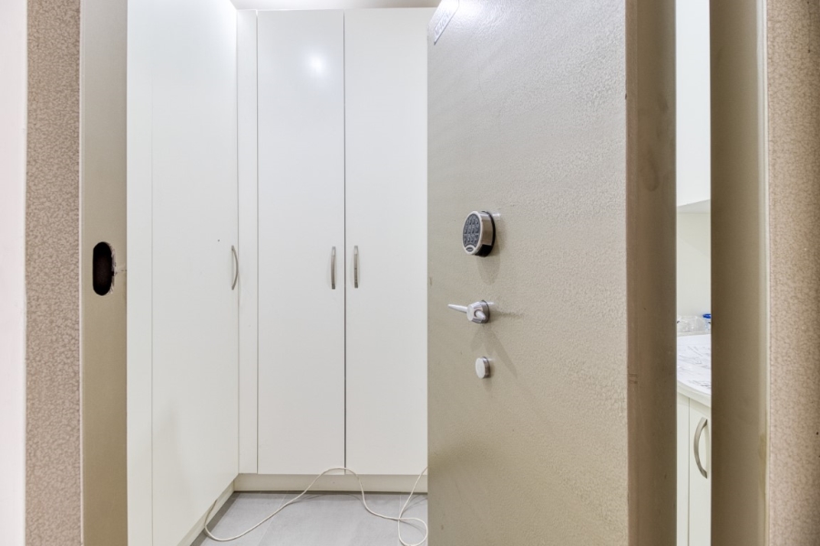 To Let 5 Bedroom Property for Rent in Illovo Gauteng