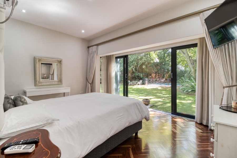 To Let 5 Bedroom Property for Rent in Illovo Gauteng