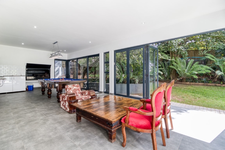 To Let 5 Bedroom Property for Rent in Illovo Gauteng