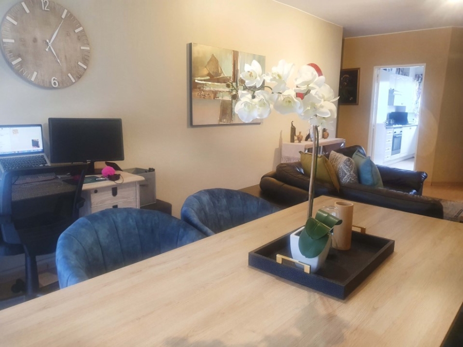 To Let 2 Bedroom Property for Rent in Hyde Park Gauteng