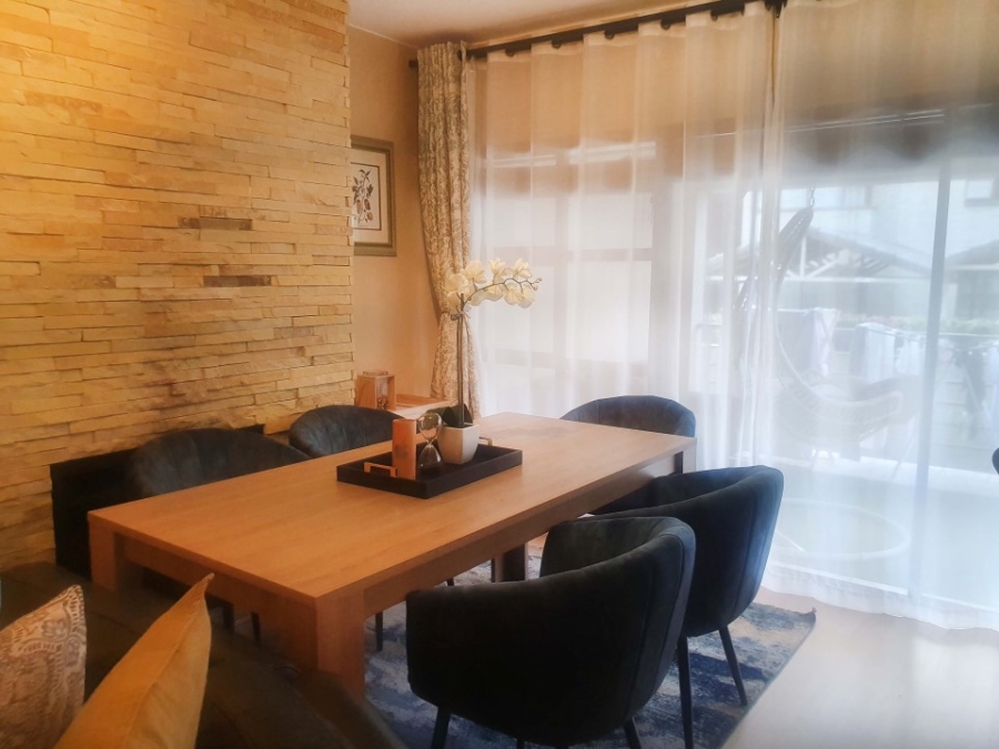 To Let 2 Bedroom Property for Rent in Hyde Park Gauteng
