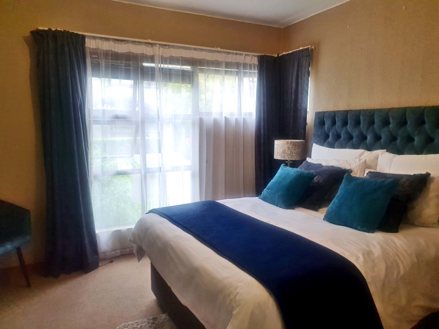 To Let 2 Bedroom Property for Rent in Hyde Park Gauteng