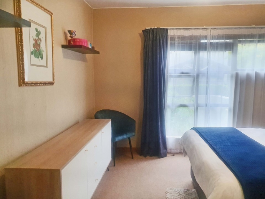 To Let 2 Bedroom Property for Rent in Hyde Park Gauteng