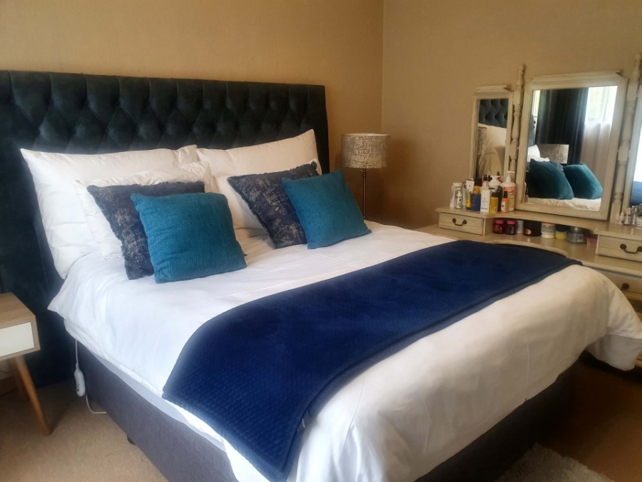 To Let 2 Bedroom Property for Rent in Hyde Park Gauteng