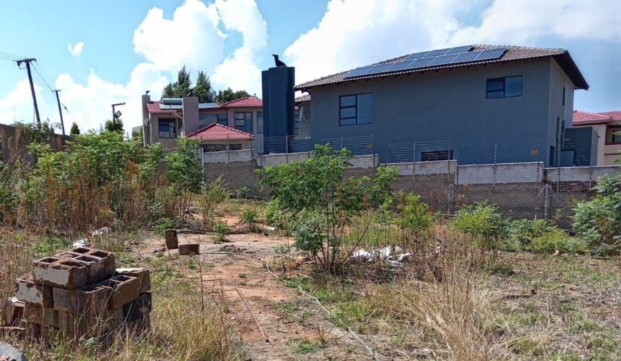 0 Bedroom Property for Sale in Ruimsig Country Estate Gauteng