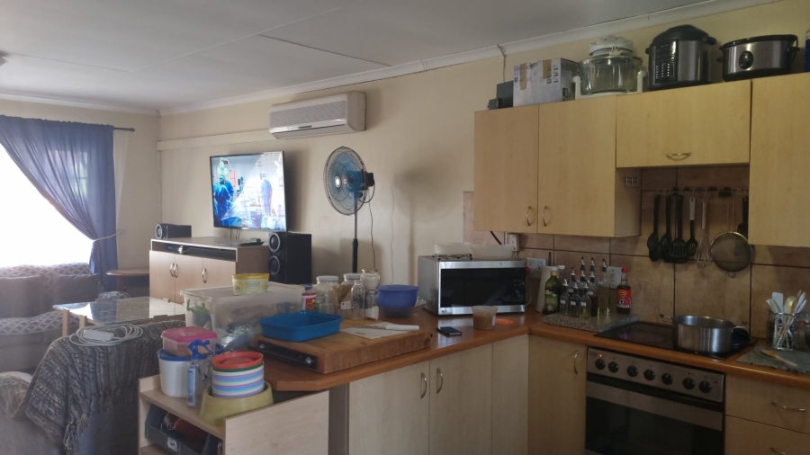 3 Bedroom Property for Sale in Annlin Gauteng