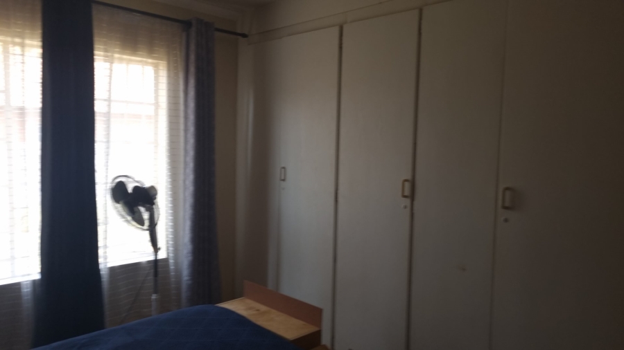 3 Bedroom Property for Sale in Annlin Gauteng