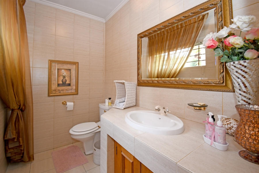 4 Bedroom Property for Sale in Atholl Gauteng
