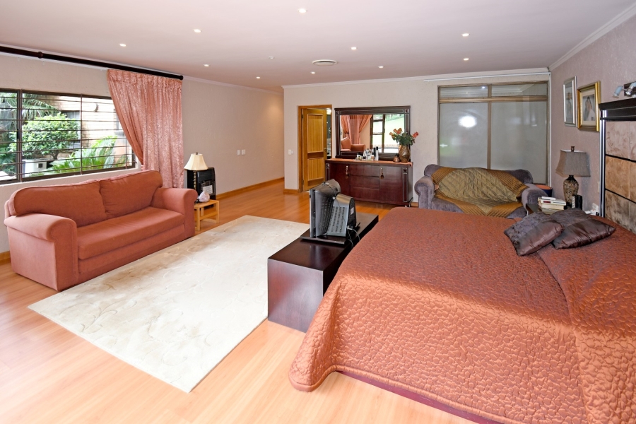 4 Bedroom Property for Sale in Atholl Gauteng