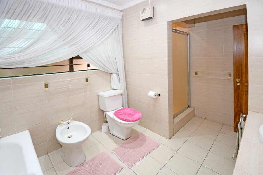 4 Bedroom Property for Sale in Atholl Gauteng