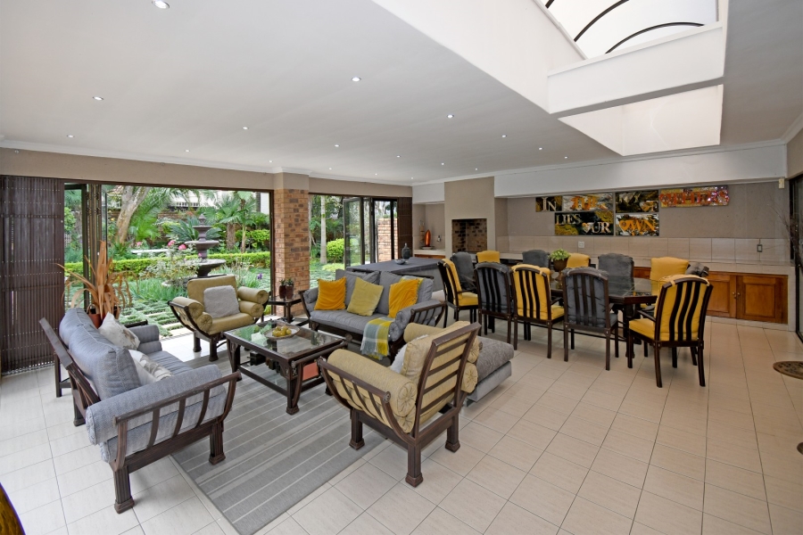 4 Bedroom Property for Sale in Atholl Gauteng