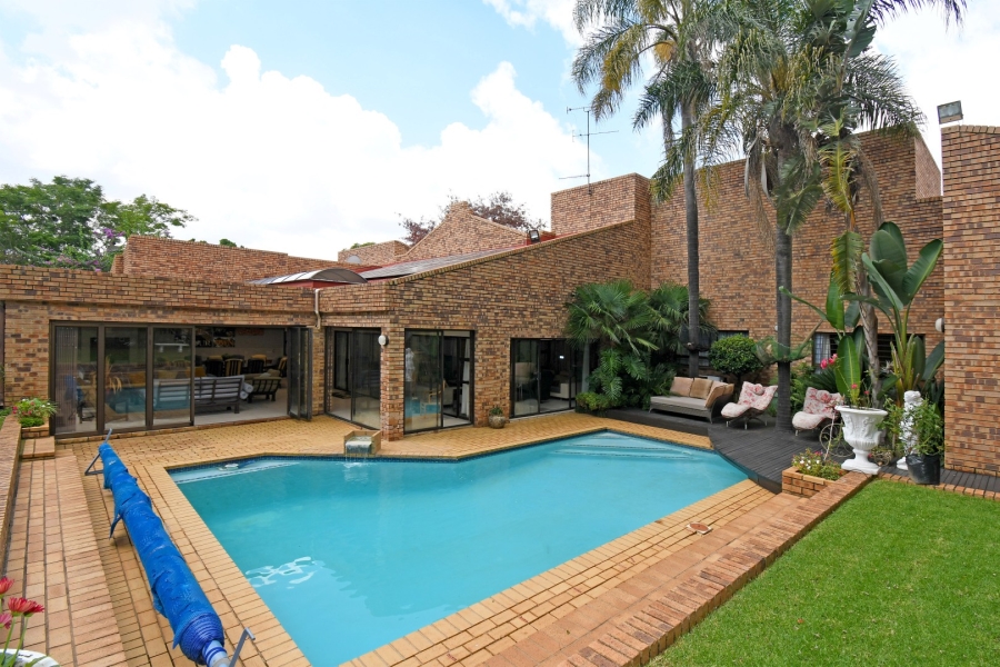 4 Bedroom Property for Sale in Atholl Gauteng