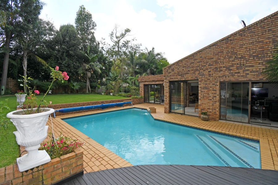 4 Bedroom Property for Sale in Atholl Gauteng