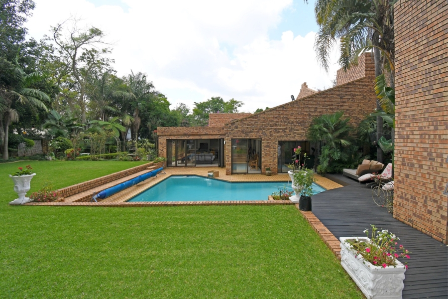 4 Bedroom Property for Sale in Atholl Gauteng