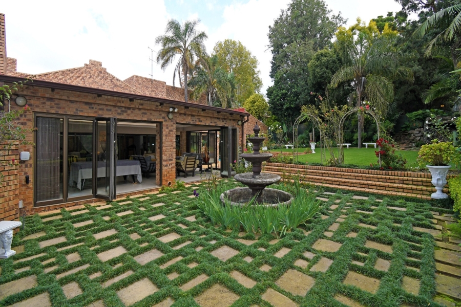 4 Bedroom Property for Sale in Atholl Gauteng