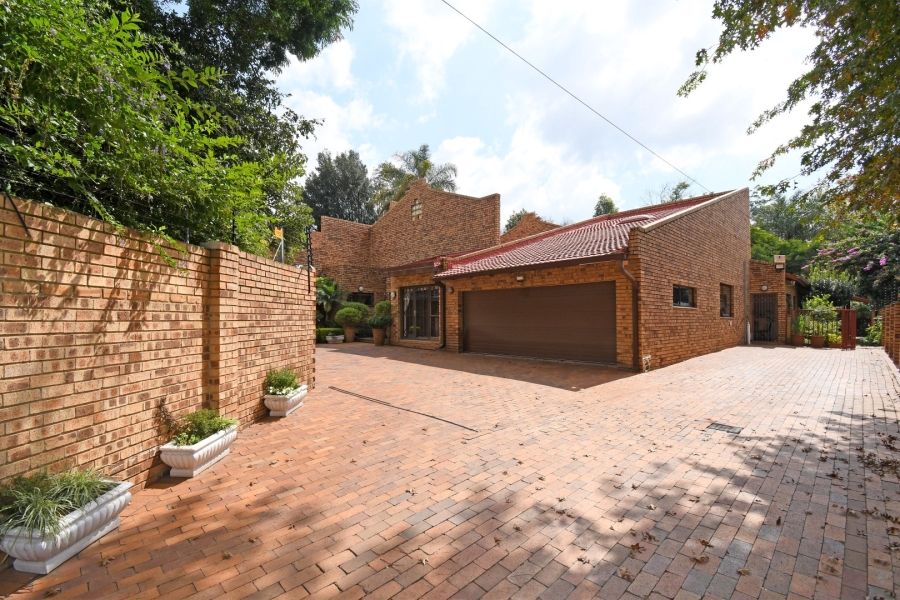 4 Bedroom Property for Sale in Atholl Gauteng
