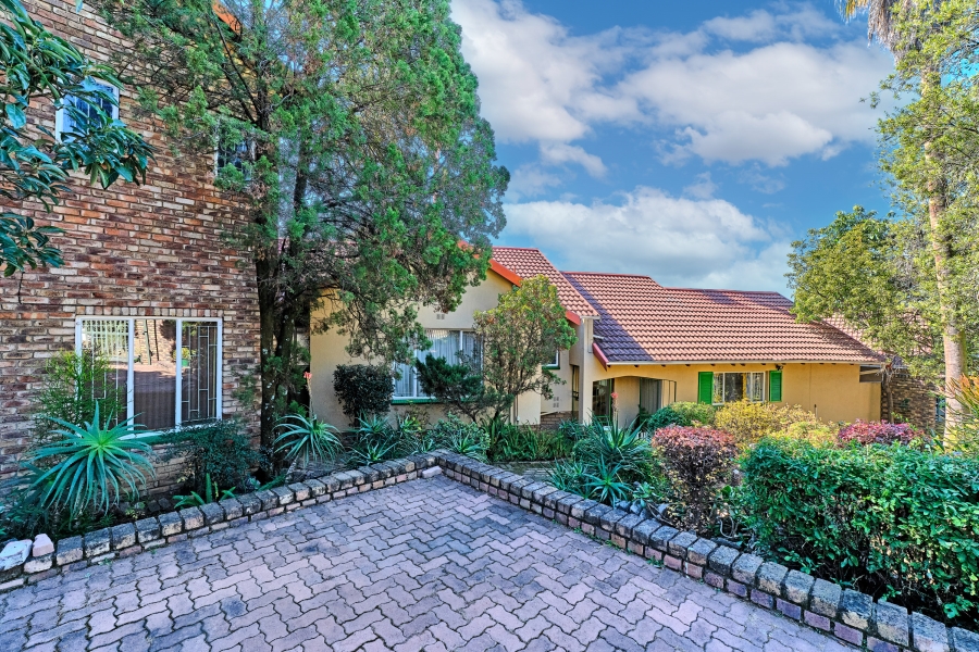 To Let 1 Bedroom Property for Rent in Paulshof Gauteng