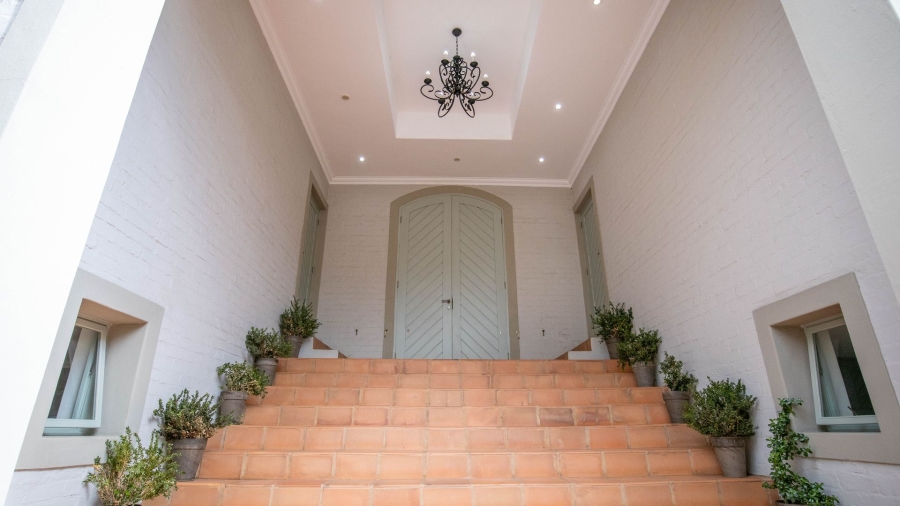 7 Bedroom Property for Sale in Cornwall Hill Gauteng
