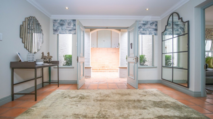 7 Bedroom Property for Sale in Cornwall Hill Gauteng