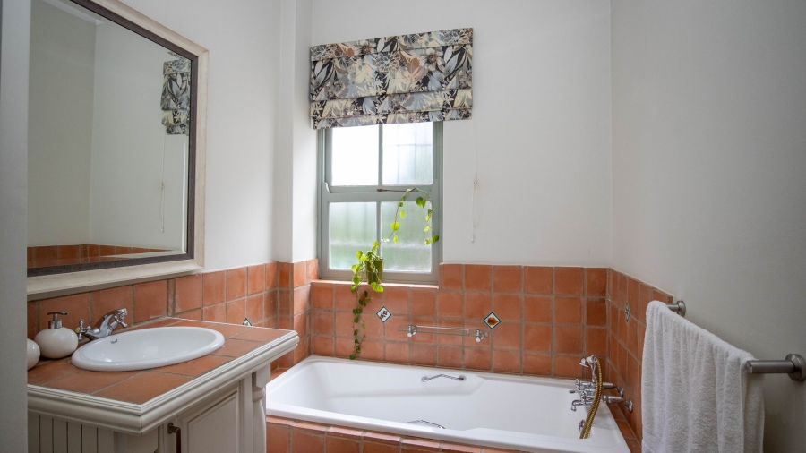 7 Bedroom Property for Sale in Cornwall Hill Gauteng