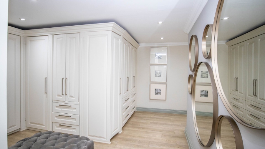 7 Bedroom Property for Sale in Cornwall Hill Gauteng