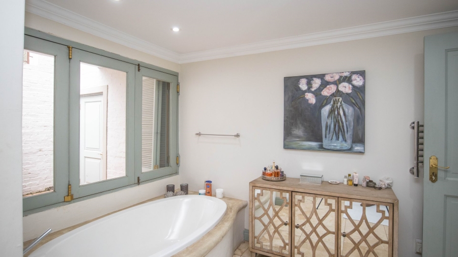 7 Bedroom Property for Sale in Cornwall Hill Gauteng