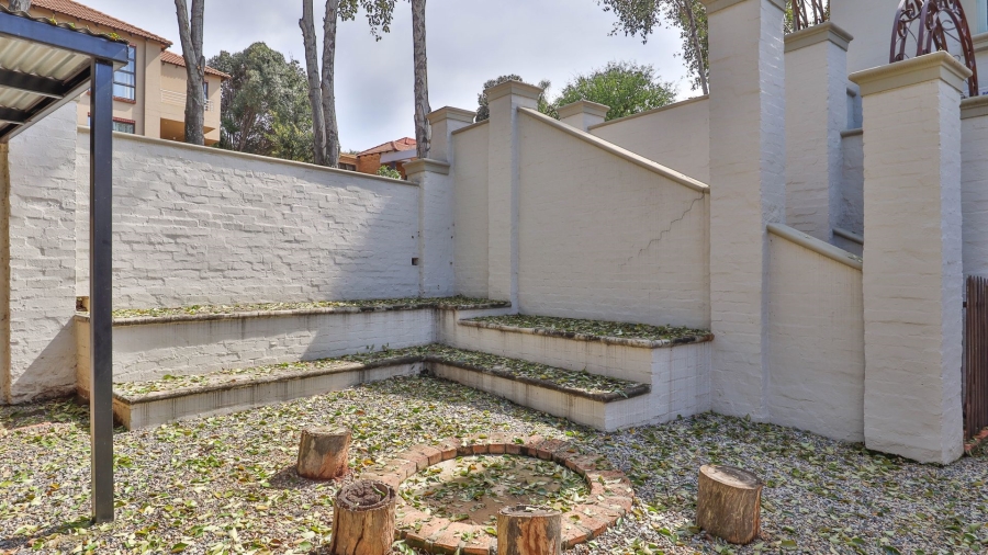 7 Bedroom Property for Sale in Cornwall Hill Gauteng