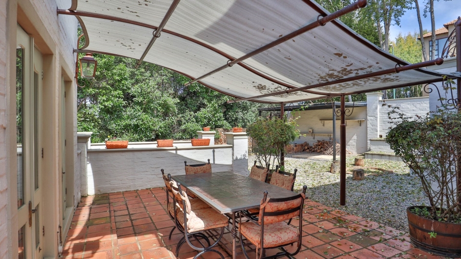 7 Bedroom Property for Sale in Cornwall Hill Gauteng