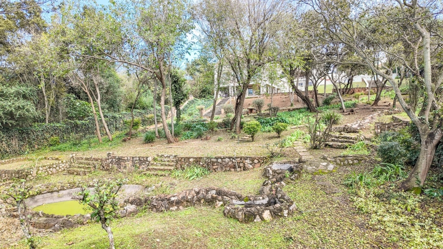 7 Bedroom Property for Sale in Cornwall Hill Gauteng