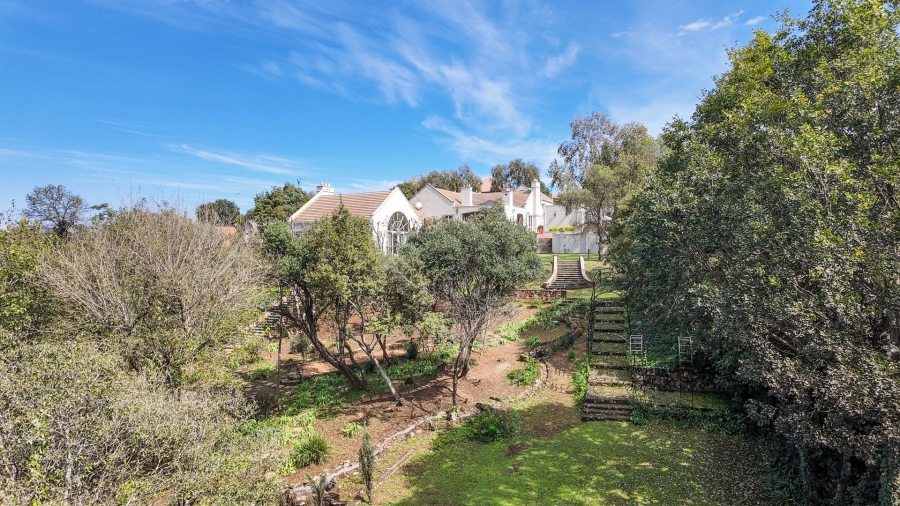 7 Bedroom Property for Sale in Cornwall Hill Gauteng