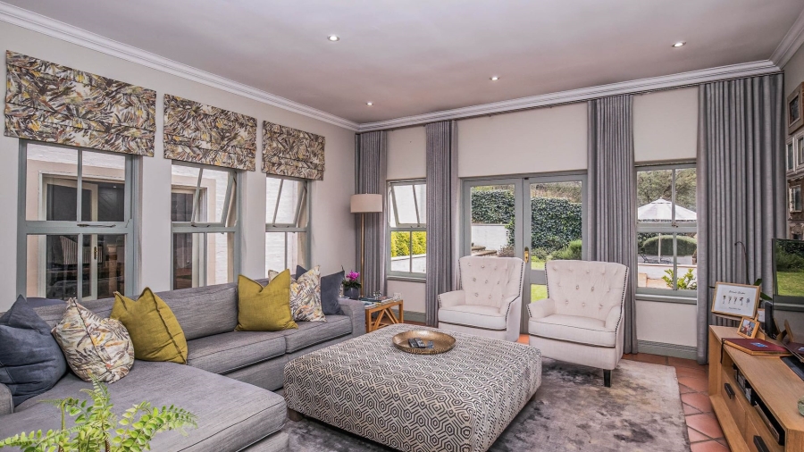 7 Bedroom Property for Sale in Cornwall Hill Gauteng
