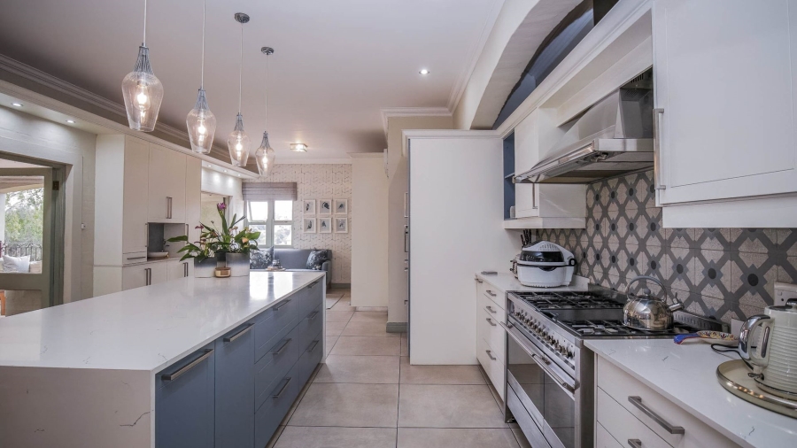 7 Bedroom Property for Sale in Cornwall Hill Gauteng