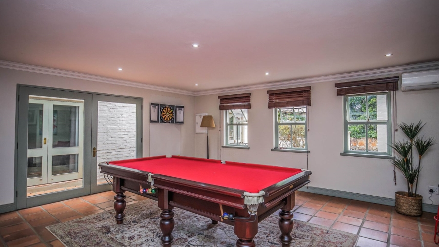 7 Bedroom Property for Sale in Cornwall Hill Gauteng