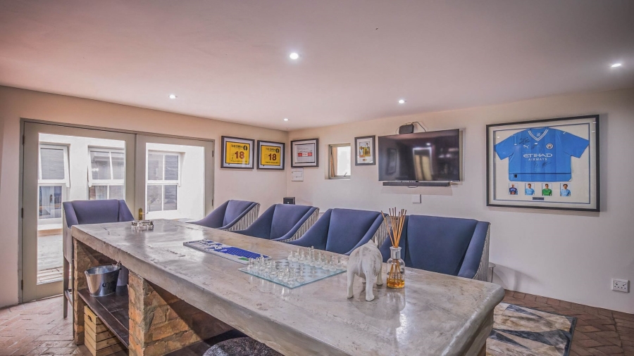 7 Bedroom Property for Sale in Cornwall Hill Gauteng