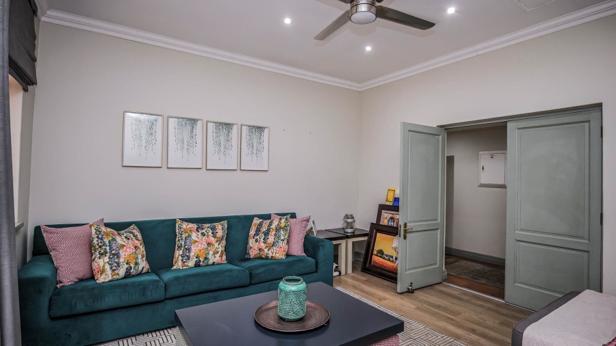 7 Bedroom Property for Sale in Cornwall Hill Gauteng